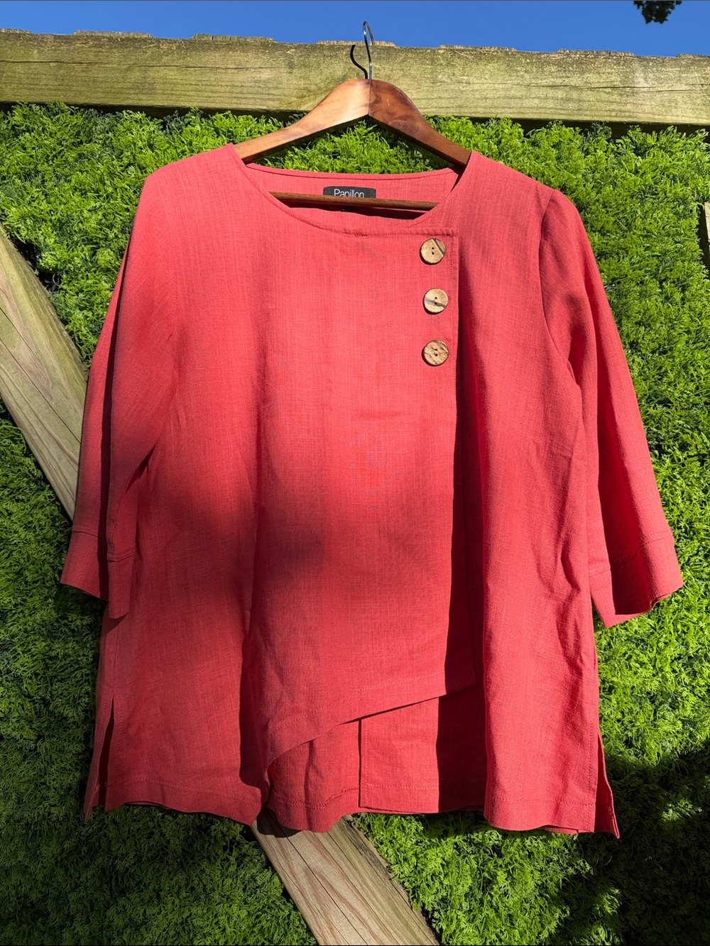 Papillon Blanc Coral-Red Asymmetrical Linen  Tunic with Decorative Buttons NWOT